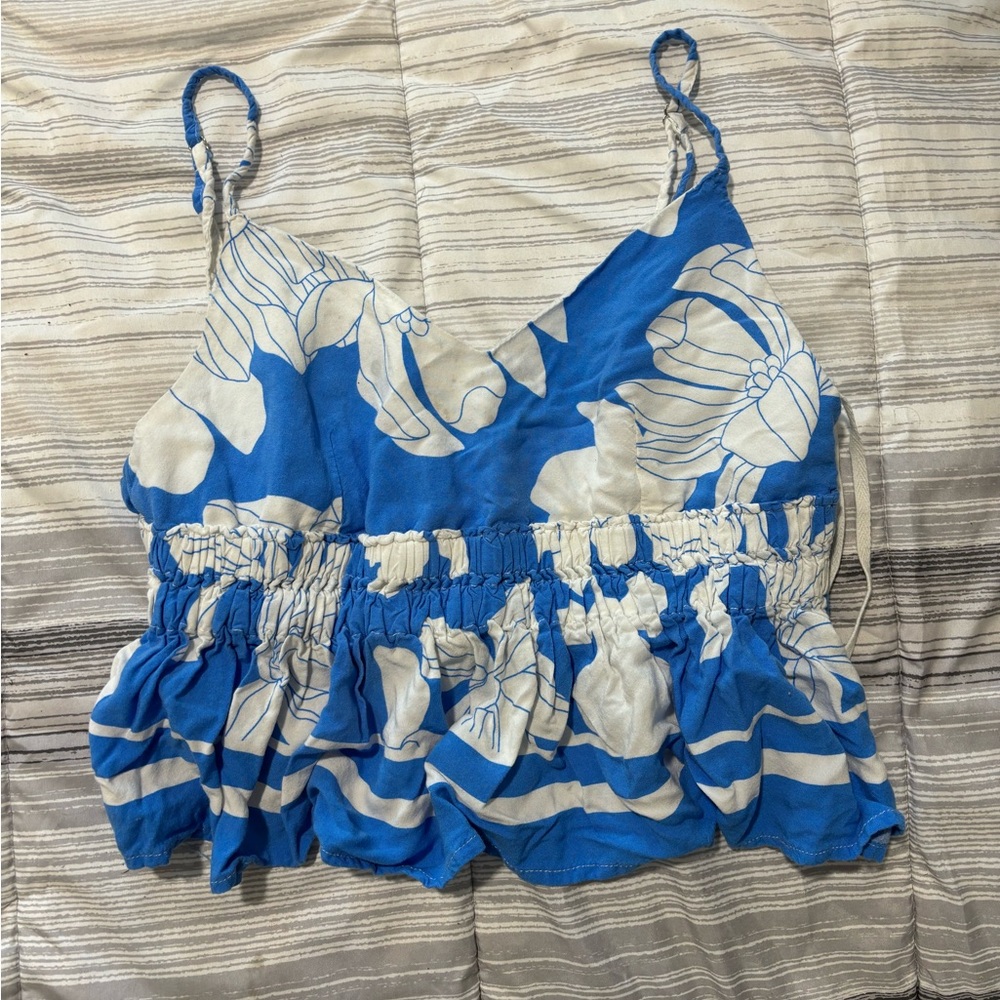 Ocean Drive Blue and White Floral Crop Top